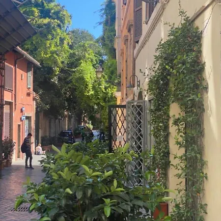 Margutta Domitia Roma